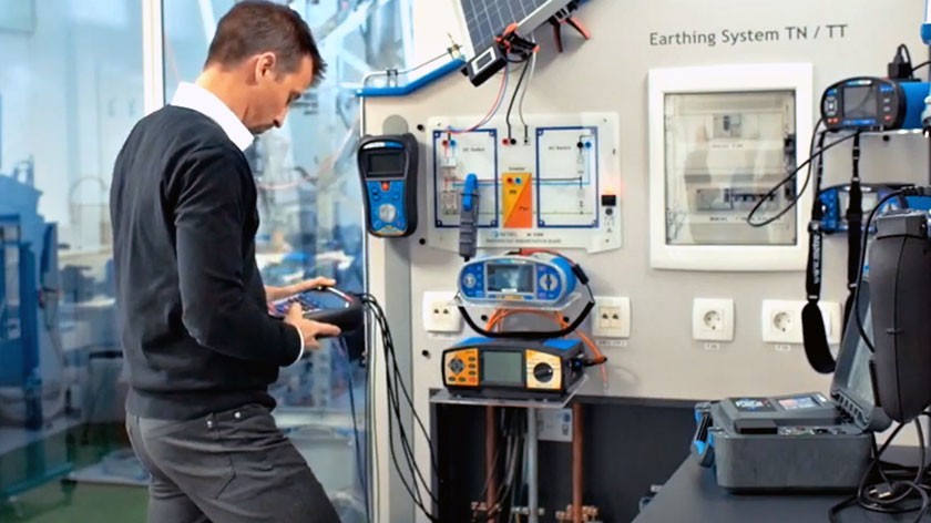 Course Image Metrel bord